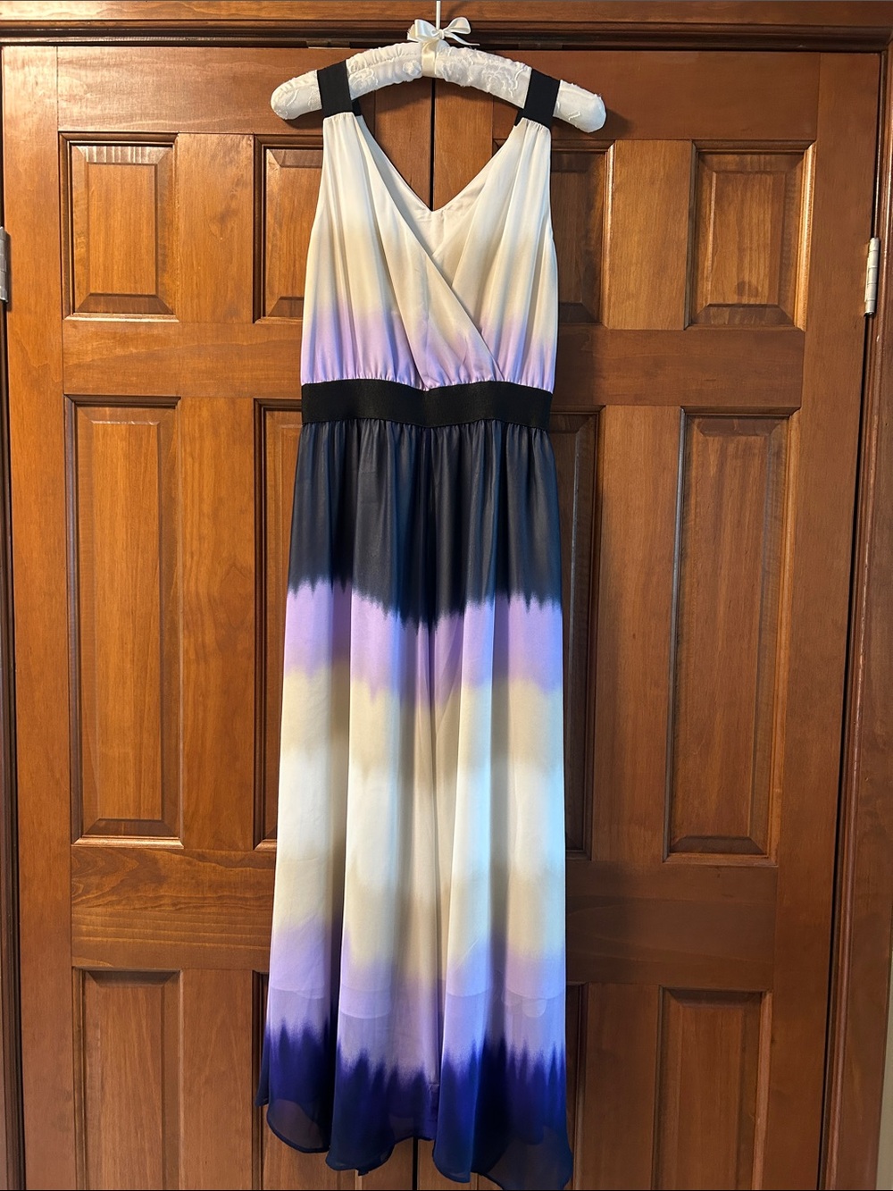 Express Sleeveless Ombre V-Neck Maxi Dress in Cream, Purple & Black